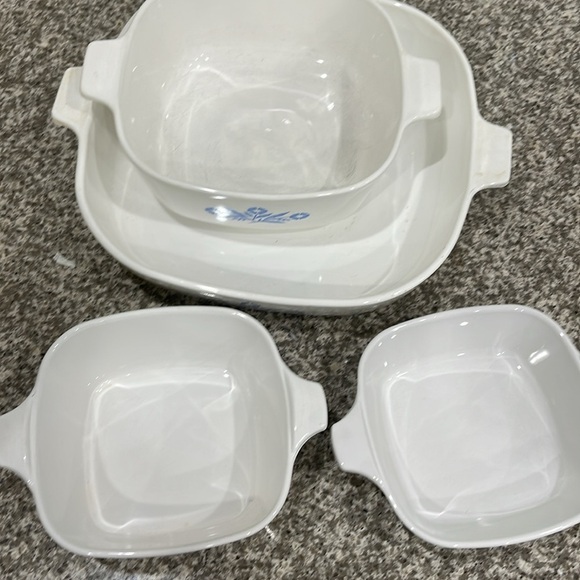 Vintage Corningware Cornflower Bakeware Set of 4 Graduated serving dishes - Picture 10 of 10
